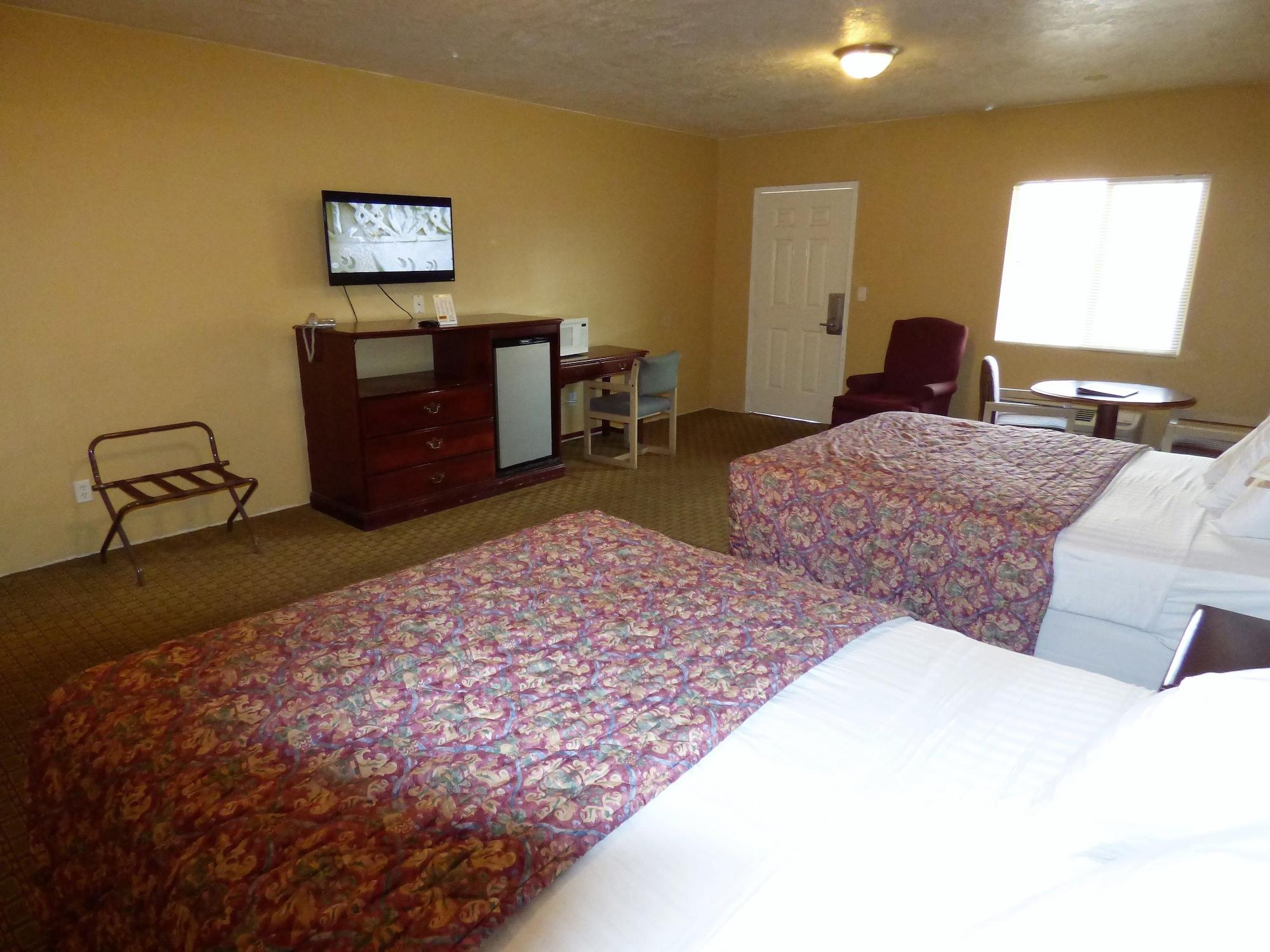 Economy Inn & Suites St. George Bagian luar foto